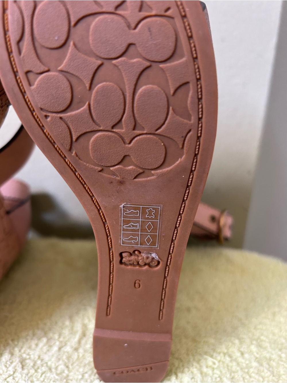 Coach Isia Metallic Wedged Leather Cork Open Toe Sz 6 Like New - Picture 11 of 12